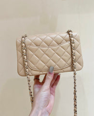 CHANEL 25S FLAP BAG 20 CM IN LIGHT BEIGE LAMBSKIN WITH GOLD HARDWARE