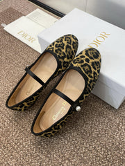 BALLET FLAT CAMEL PONY HAIR CALFSKIN WITH BROWN LEOPARD MOTIF