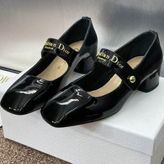 MEDIUM 35 MM HEEL PUMP IN BLACK PATENT CALFSKIN