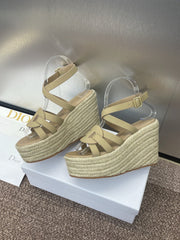 D-CLUB 25S HIGH HEEL WEDGE 100MM IN GOLDEN BEIGE CALFSKIN RAFFIA SOLE