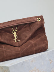 YSL 25S LOULOU PUFFER MM 29 IN DARK BROWN SUEDE GOLD HARDWARE