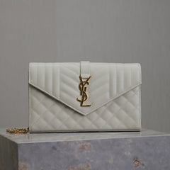 ENVELOPE CHAIN BAG 22 IN LIGHT GRAY LAMBSKIN GOLD HARDWARE