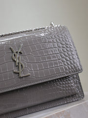 YSL 25S SUNSET MEDIUM 22 IN DARK GRAY CROCODILE-EMBOSSED SHINY CALFSKIN SILVER HARDWARE