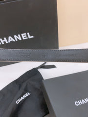 DOUBLE C BELT 20MM IN WHITE CALFSKIN WITH QUILTED STITCHING SPIRAL GOLD BUCKLE