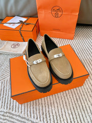ICONE LOAFER IN TORTILLA BROWN SUEDE