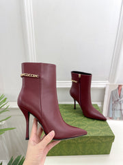 SIGNORIA SHORT BOOTS 10.5CM IN BURGUNDY RED CALFSKIN