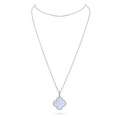 CLOVER SILVER CHALCEDONY BIG CLOVER NECKLACE