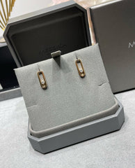 MOVE UNO SMALL 1 DIAMOND EARRINGS