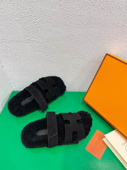 Chypre Sandal Black shearling insole Black Velvet leather lining