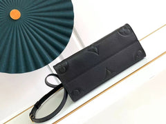 ONTHEGO PM 25 BLACK MONOGRAM EMPREINTE GIANT CANVAS