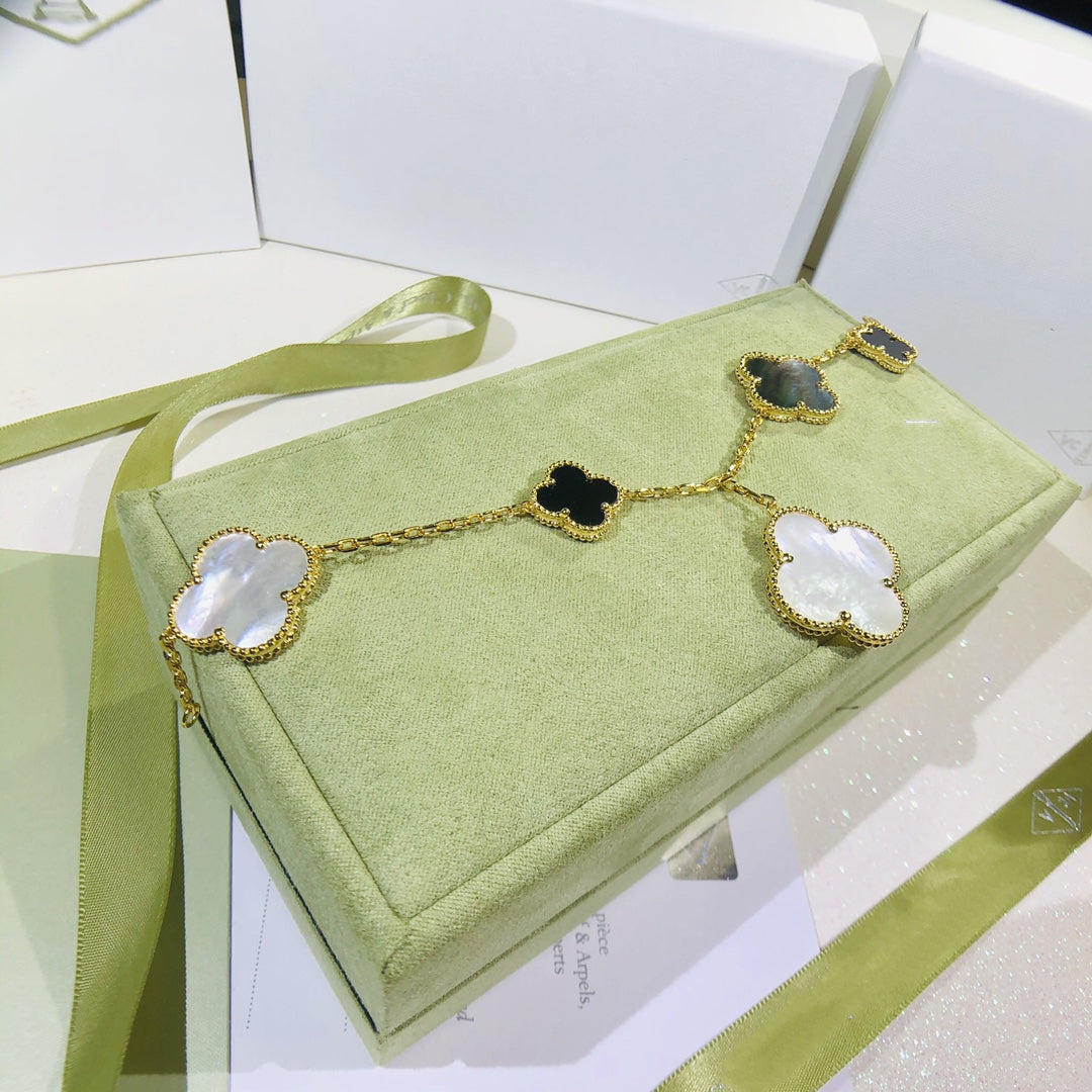 CLOVER BRACELET 5 MOTIFS ONYX MOP