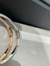 GRA SPIRAL DIAMOND PAVED BRACELET