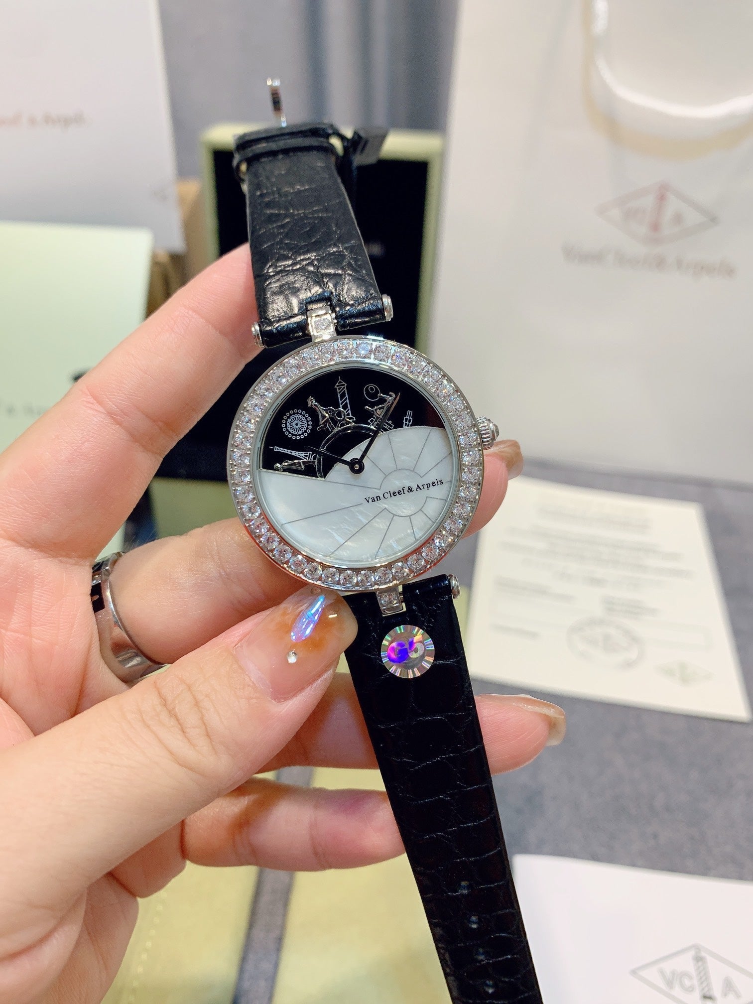 LADY ARPELS WATCHS SILVER DIAMOND PAVED