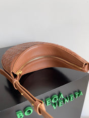 BV SMALL DROP 32CM BROWN LAMBSKIN