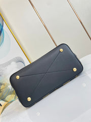 BLOSSOM MM 30 BLACK MAHINA CALFSKIN