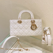 MEDIUM LADY D-JOY 26 WHITE LAMBSKIN