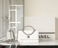 CC WOC 18.5 WHITE LAMBSKIN SILVER HARDWARE