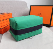 HM BRIDE-A-BRAC 21 JADE CANVAS