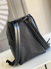 DISCOVERY BACKPACK 40 IN BLACK MONOGRAM CANVAS