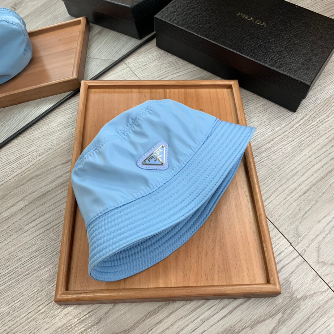 BUCKET HAT IN CERULEAN BLUE RE-NYLON 234101
