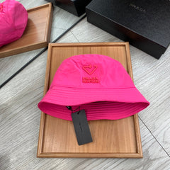 BUCKET HAT IN BRIGHT PINK RE-NYLON 234102