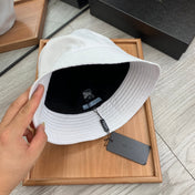 BUCKET HAT IN WHITE RE-NYLON 234104