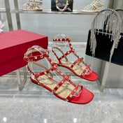 ROCKSTUD SANDAL WITH STRAPS IN CHERRY RED CALFSKIN