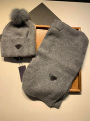 SET SCARF AND HAT IN DOVE GRAY WOOL AND RABBIT FUR 416366
