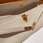 KELLY CUT 31 IN WHITE CREAM ALLIGATOR LEATHER WITH GOLD HARDWARE