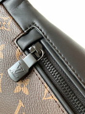 LV 25S DISCOVERY BUMBAG 47 IN BROWN AND BLACK EMBOSSED MONOGRAM ECLIPSE CALFSKIN