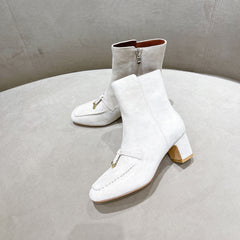 LP CHARMS ANKLE BOOTS METAL LOCK WHITE SUEDE