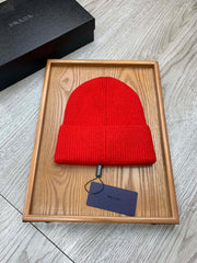 BEANIE HAT IN CHERRY RED WOOL 431358