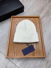 BEANIE HAT IN WHITE WOOL 431356