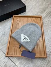 BEANIE HAT IN PALE GRAY WOOL 431360