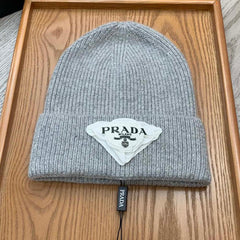 BEANIE HAT IN PALE GRAY WOOL 431360
