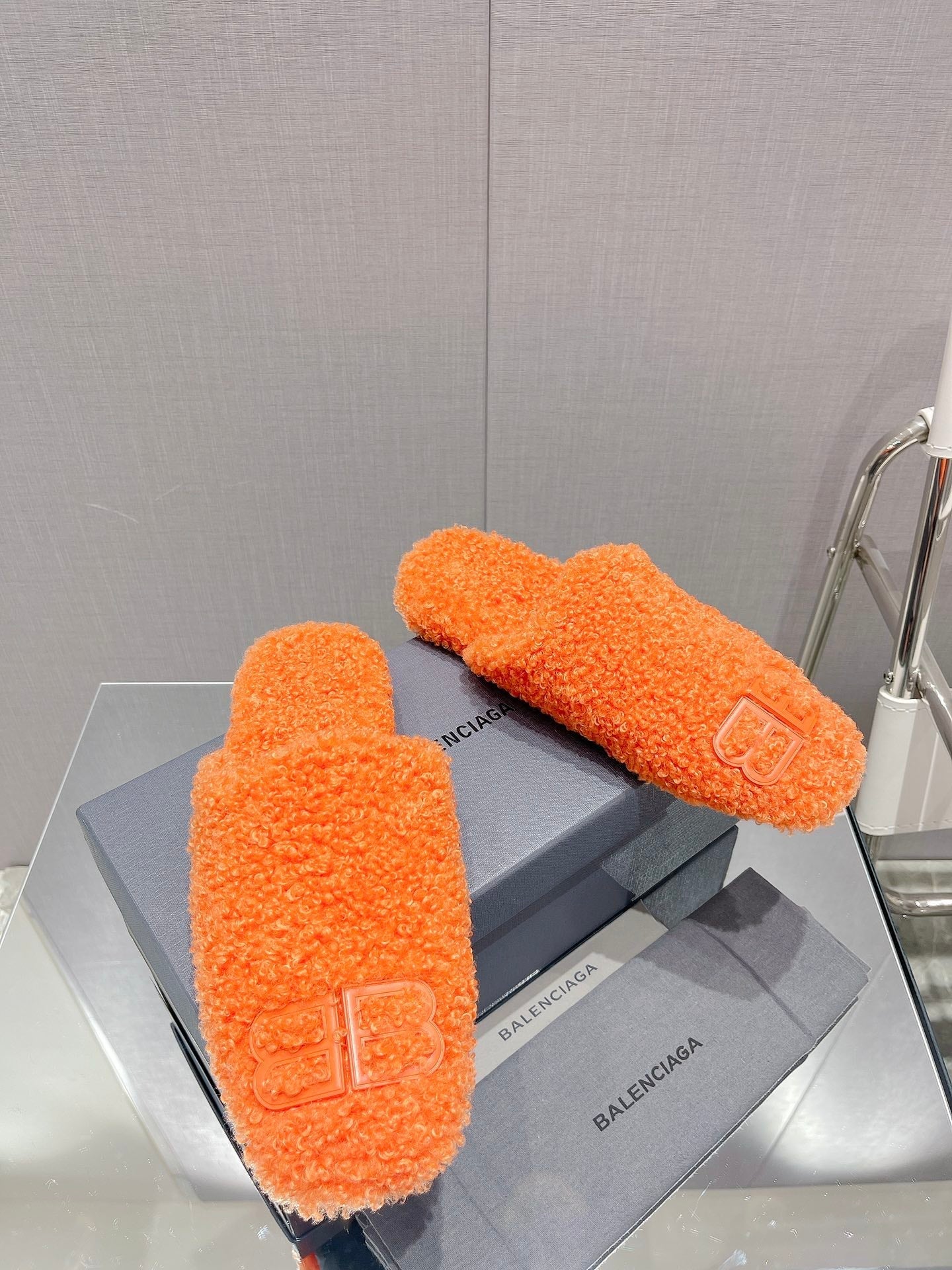 BALENCIAGA 25S MULES IN ORANGE WOOL WITH LOGO