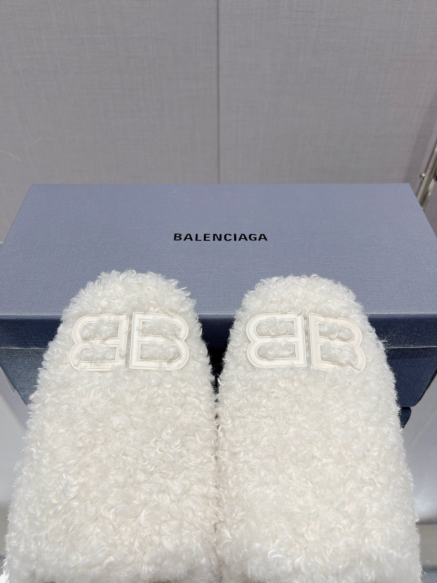 BALENCIAGA 25S MULES IN WHITE WOOL WITH LOGO
