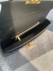 CHAIN SHOULDER BAG CLAUDE 33 IN BLACK CALFSKIN GOLD HARDWARE