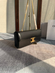 CHAIN SHOULDER BAG CLAUDE 33 IN BLACK CALFSKIN GOLD HARDWARE