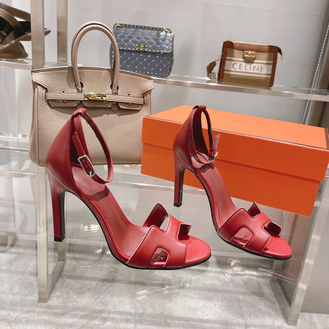 PREMIERE 115 SANDAL IN CHERRY RED CALFSKIN