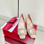 BELLE VIVIER PUMPS IN BEIGE SILK