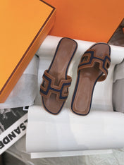 Oran Sandal Brown/Black Leather