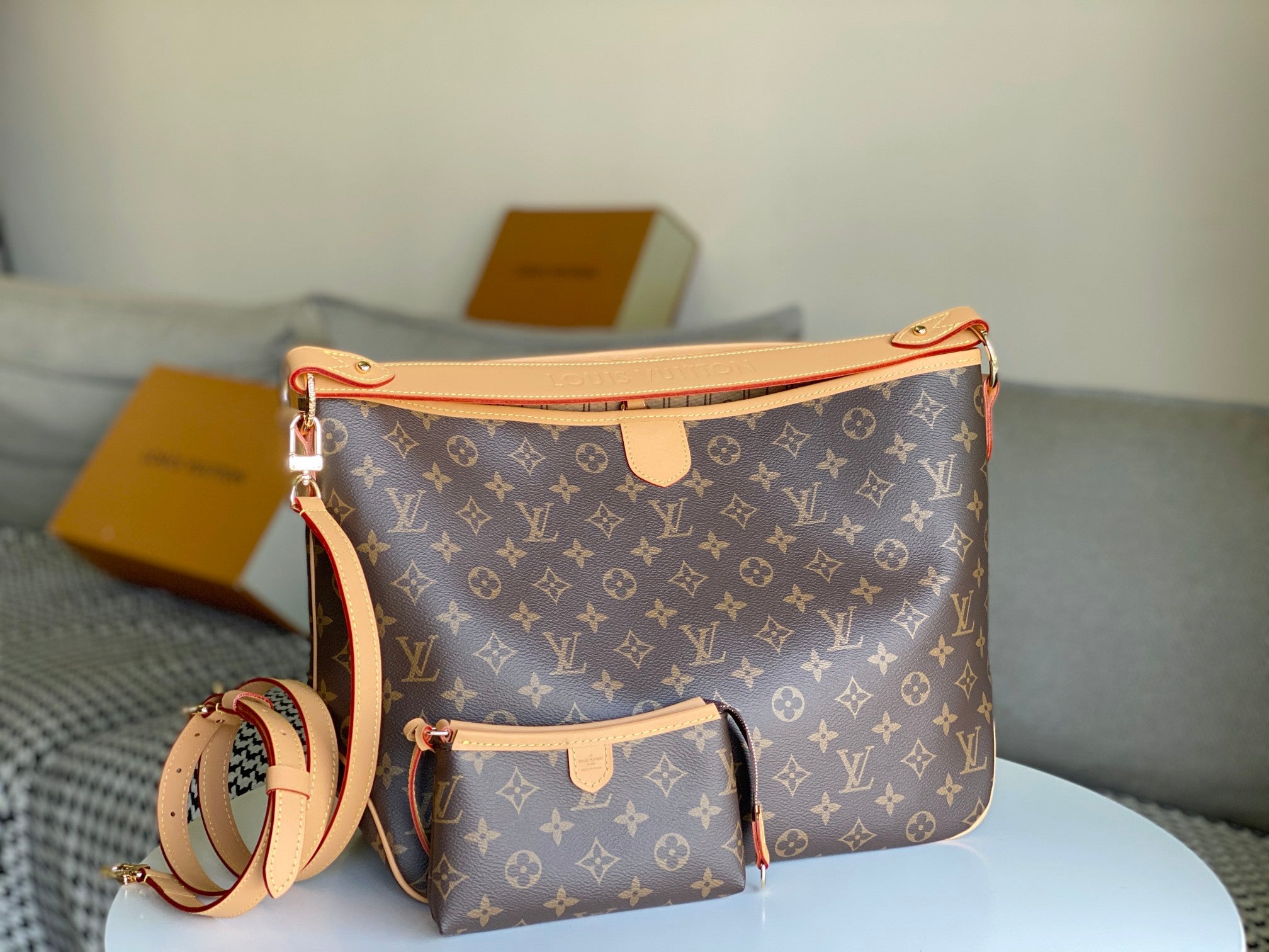 LV 25S GRACEFUL 46 IN BROWN MONOGRAM CANVAS LEATHER TRIM GOLD HARDWARE