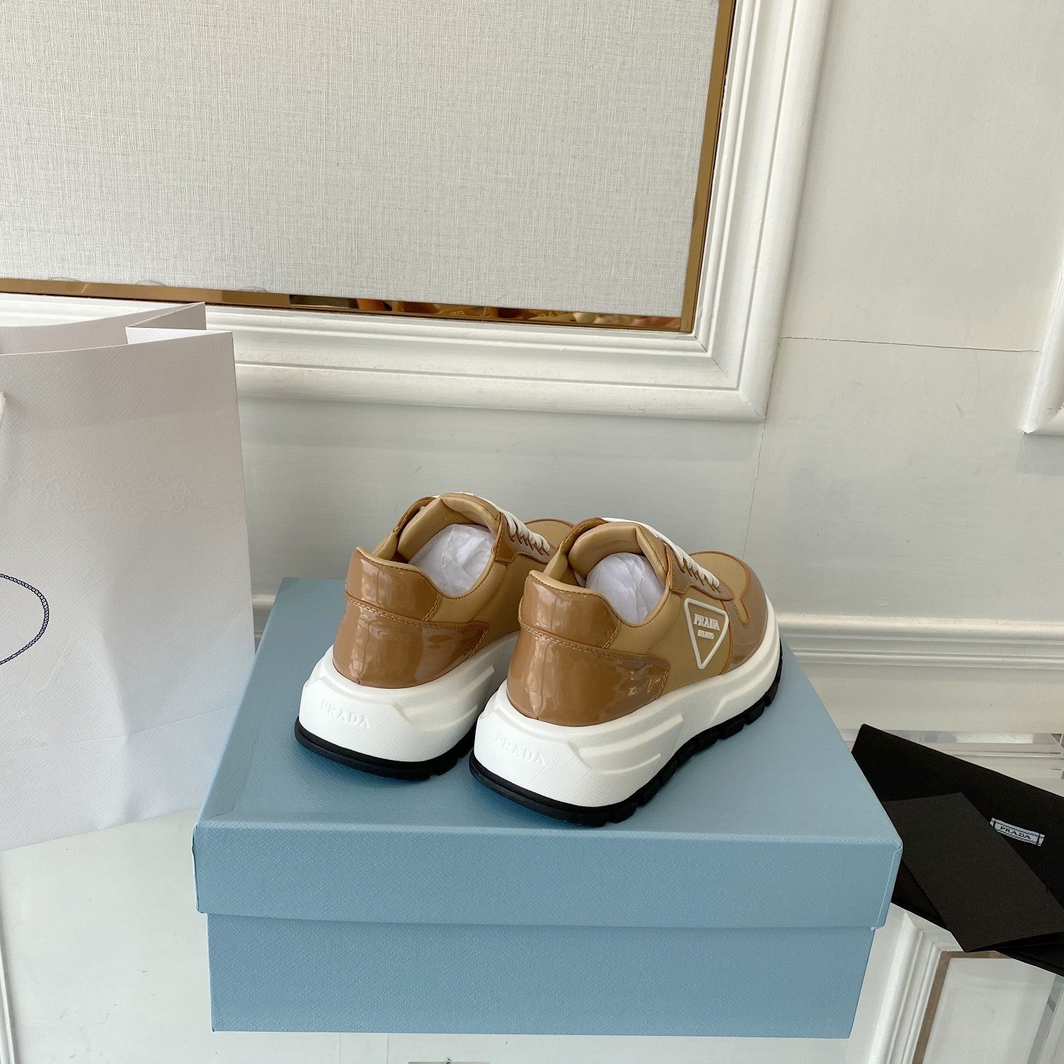 PRADA 25S THICK SOLE SNEAKER IN BROWN CALFSKIN AND CANVAS