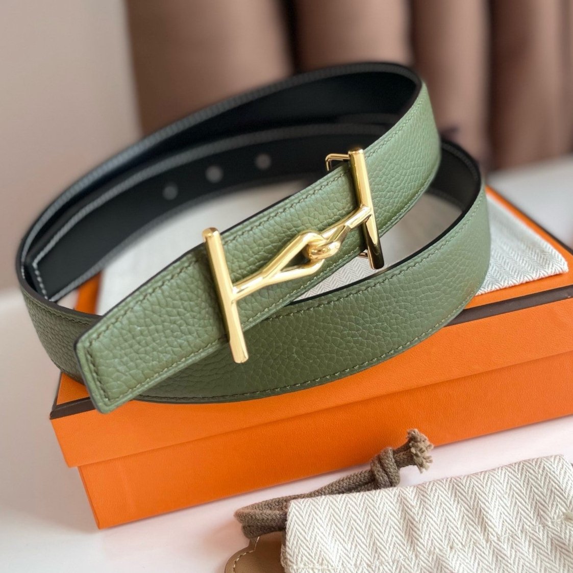 JUMBO BELT GOLD BUCKLE & REVERSIBLE OLIVE GREEN AND BLACK LEATHER STRAP 32MM