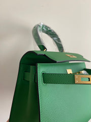 KELLY MINI 20 BAG IN EMERALD GREEN CALFSKIN WITH GOLD HARDWARE
