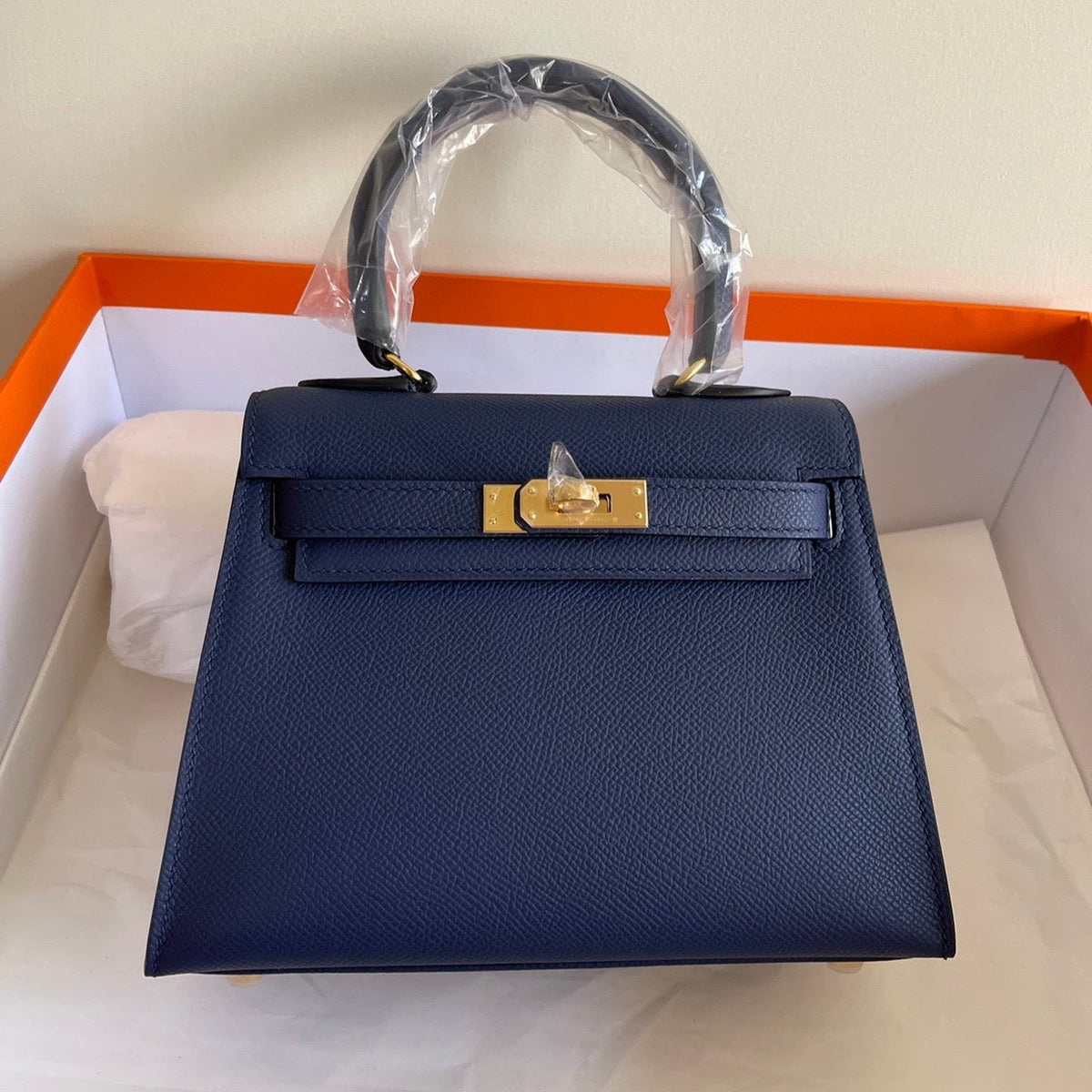 KELLY MINI 20 BAG IN NAVY BLUE CALFSKIN WITH GOLD HARDWARE