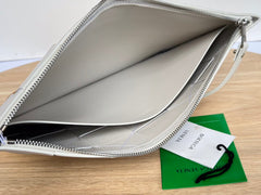 LARGE CASSETTE POUCH 35 IN WHITE CALFSKIN