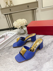 ONE STUD HEELED MULE 60 MM IN COBALT BLUE CALFSKIN