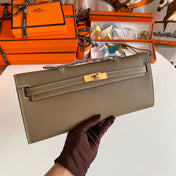 KELLY CUT 31 IN MOCHA BROWN CALFSKIN WITH GOLD HARDWARE
